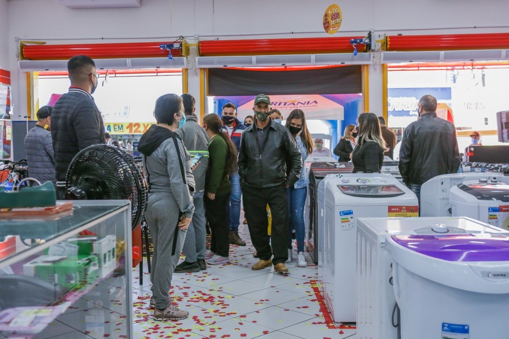 Foto 6 / MM investe em reestruturação de loja e reinaugura filial de Jaguariaíva